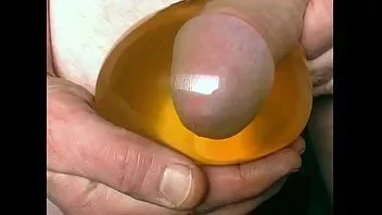 Play Peeing in condom & cumshot. urine man pissing kinky extreme male watersports games from holland.