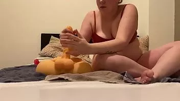 चलाएँ गंदे और पेशाब और धड़ को चुदाई