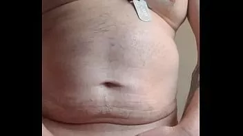 Oynat 2. home-video_ chris sims, mastürbasyon yaparken boşaldığımı sandım ama onun yerine üzerime işedim.