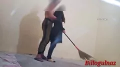 play L'incontro violento e appassionato in camera da letto di Desi Maid
