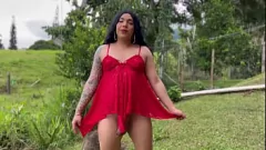 Redare Prinde-mă dacă poți: regina japoneză a realității se udă și se sălbatică cu ejaculații anale și multiple