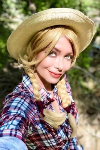Pornstar Regan Starr